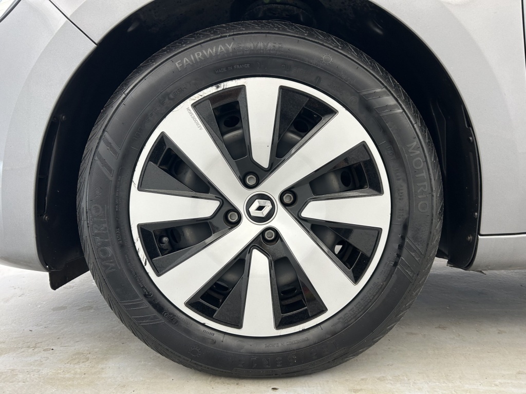 RENAULT Clio Equilibre TCe 90 - ref: 6-2971x243163 - Photo 20