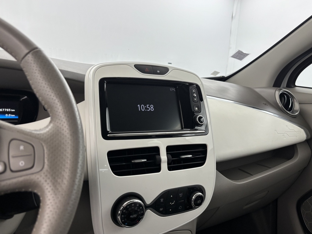 RENAULT Zoe Zen Q90 Achat Integral - ref: 6-2971x245640 - Photo 17