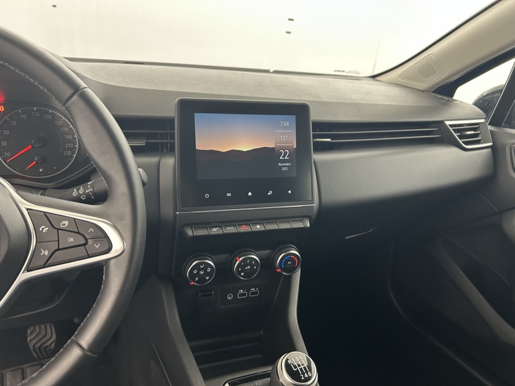 RENAULT Clio Equilibre TCe 90 - ref: 6-2971x245696 - Photo 18