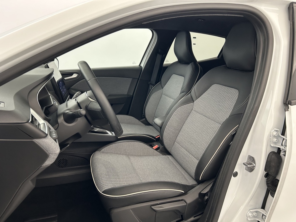 RENAULT Clio Techno E-Tech full hybrid 145 ch GSR2 - ref: 6-2971x245716 - Photo 13