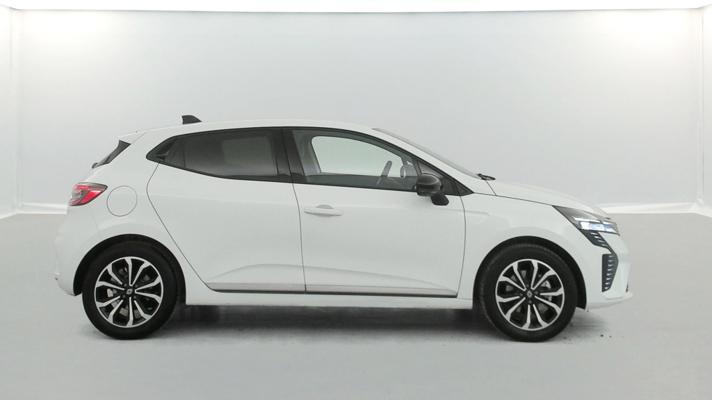 RENAULT Clio Techno E-Tech full hybrid 145 ch GSR2 - ref: 6-2971x245716 - Photo 6