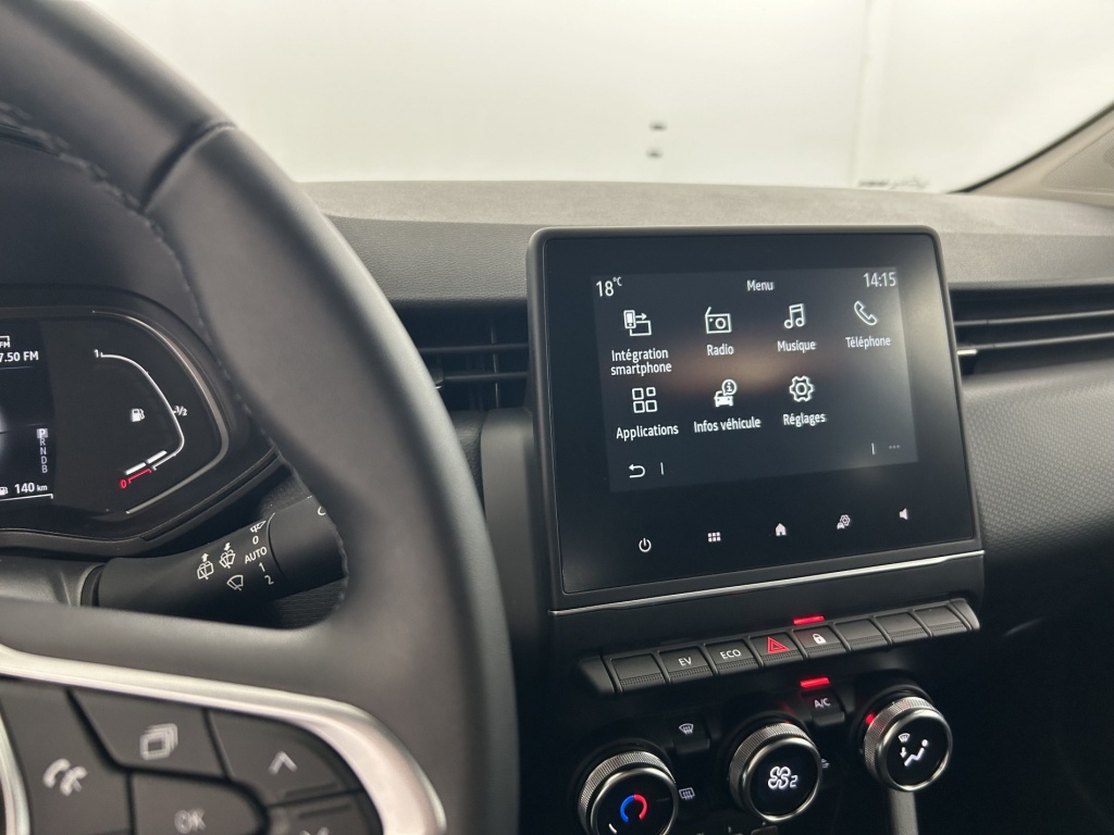 RENAULT Clio Equilibre E-Tech full hybrid 145 - ref: 6-2971x245719 - Photo 18