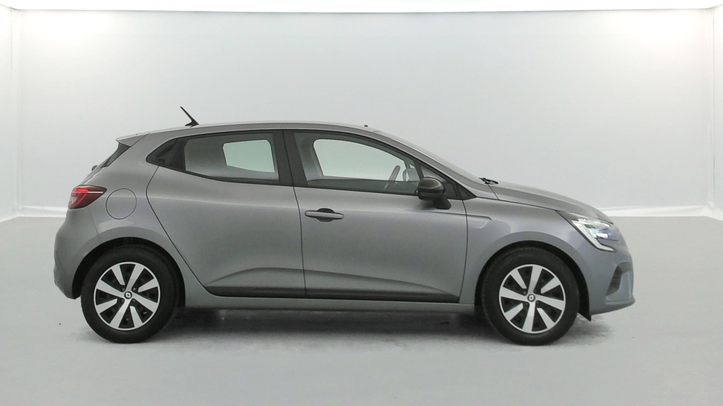 RENAULT Clio Equilibre E-Tech full hybrid 145 - ref: 6-2971x245719 - Photo 6