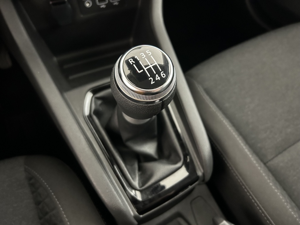 RENAULT Clio Equilibre TCe 90 - ref: 6-2971x245801 - Photo 19