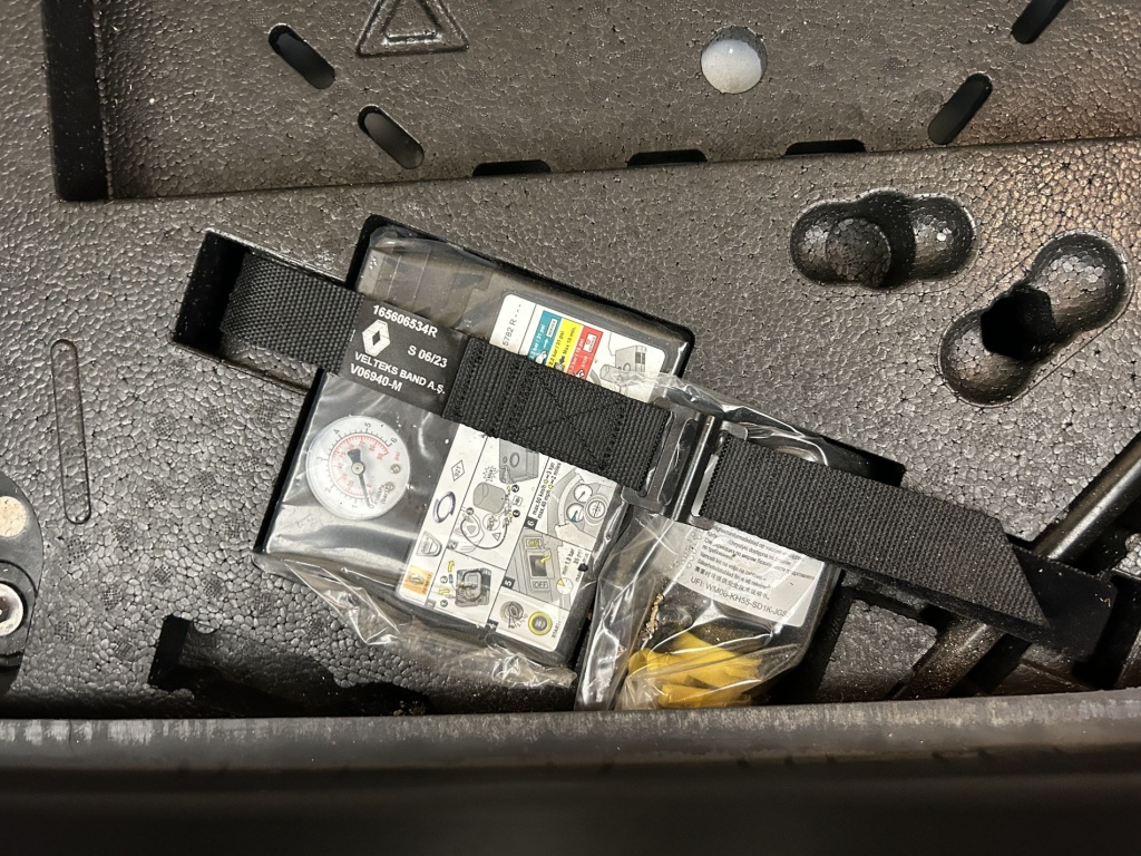 RENAULT Clio Evolution E-Tech full hybrid 145 - ref: 6-2971x246145 - Photo 10