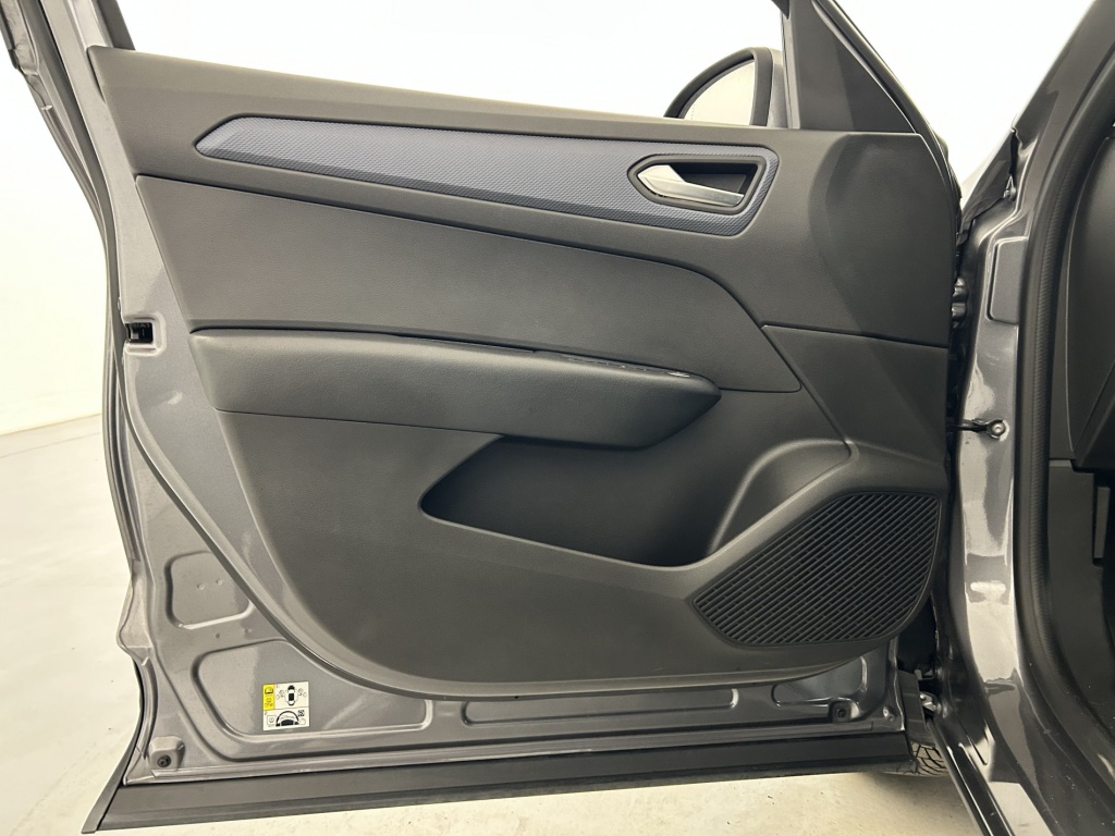 RENAULT Arkana Evolution mild hybrid 140 EDC FAP 22 - ref: 6-2971x246294 - Photo 12