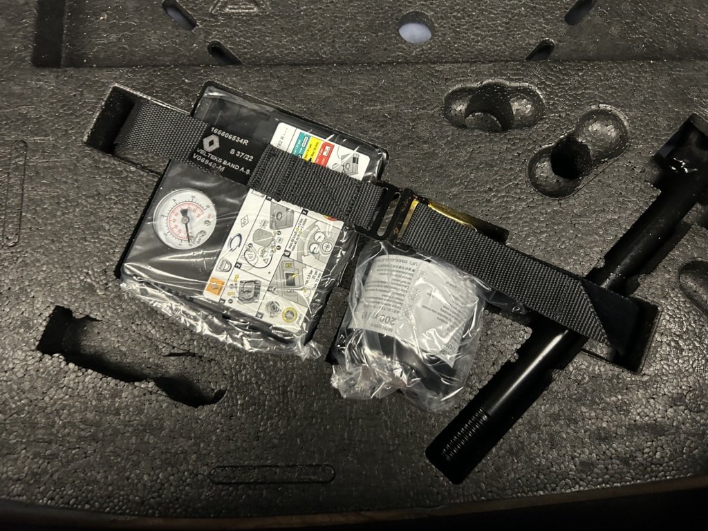 RENAULT Clio Evolution E-Tech full hybrid 145 - ref: 6-2971x249137 - Photo 10