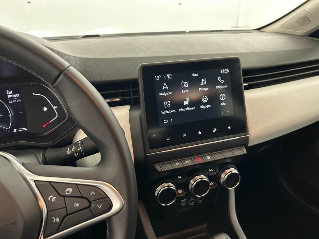 RENAULT Clio Evolution E-Tech full hybrid 145 - ref: 6-2971x249137 - Photo 18