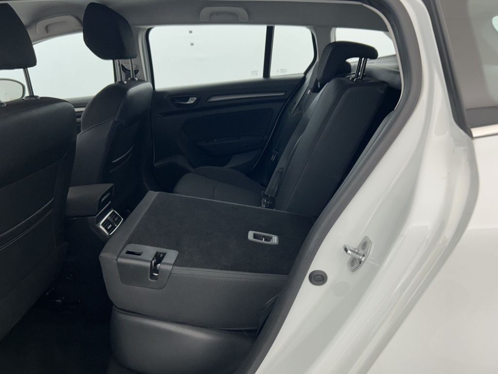 RENAULT Megane Estate Business E-TECH Plug-In Hybride 160 - ref: 6-2971x249470 - Photo 10