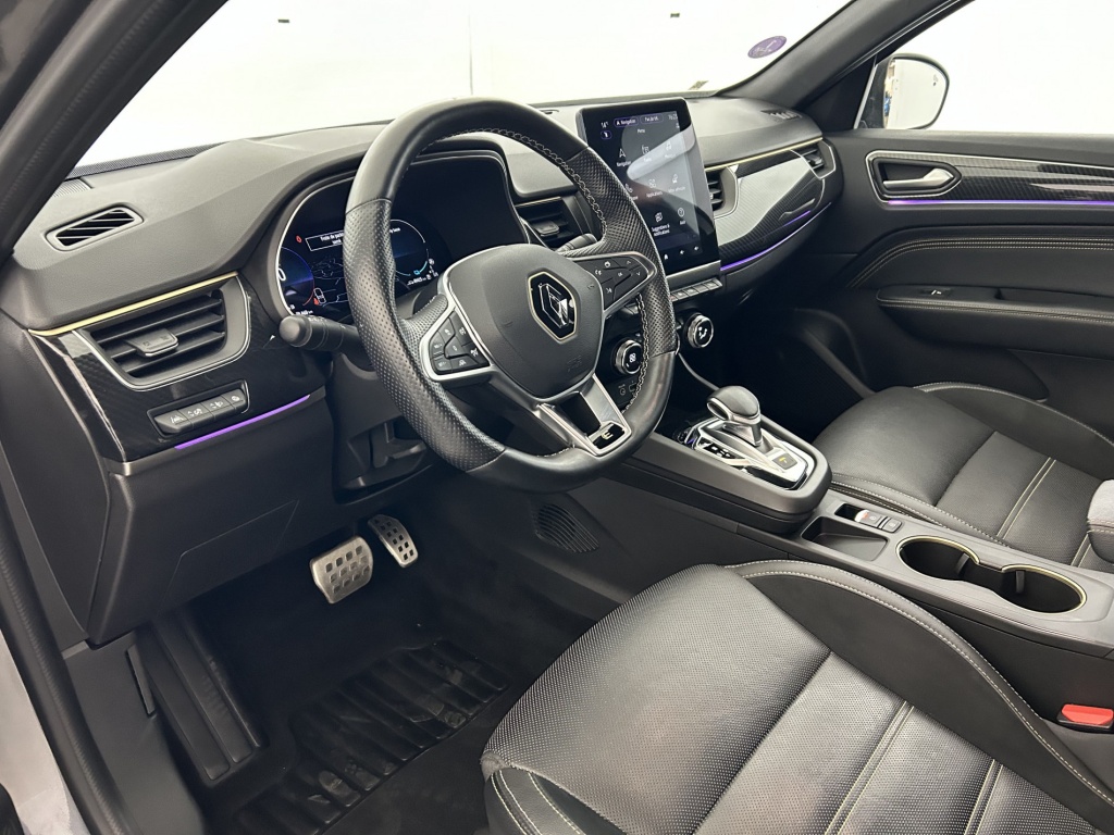 RENAULT Arkana Engineered E-Tech hybride 145 22 - ref: 6-2971x249535 - Photo 14