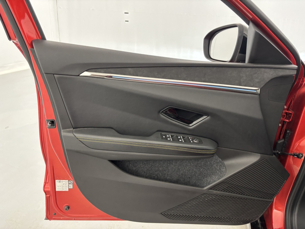 RENAULT Megane Techno EV40 130ch standard charge - ref: 6-2971x249583 - Photo 11