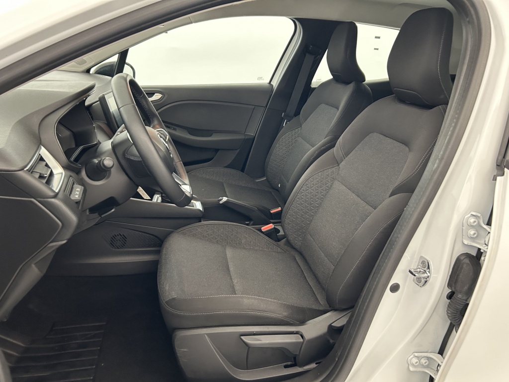 RENAULT Clio Equilibre E-Tech hybride 145 - ref: 6-2971x249631 - Photo 13