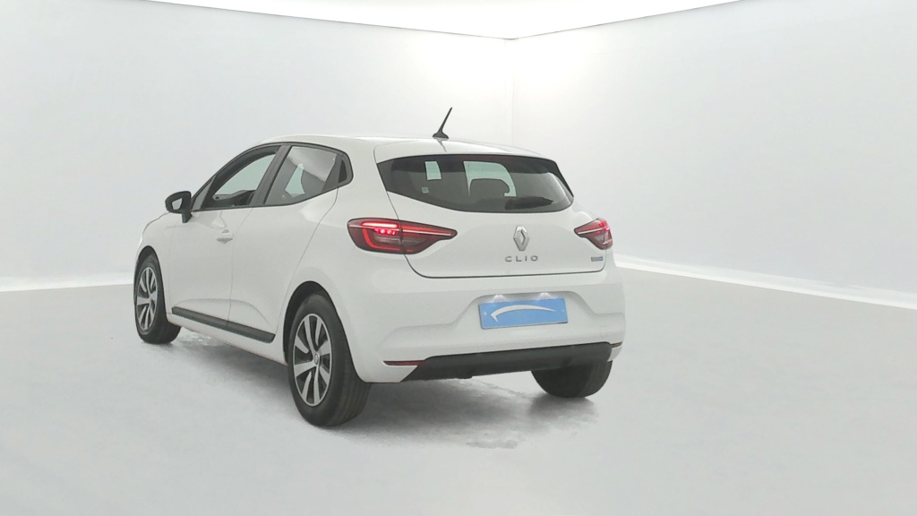 RENAULT Clio Equilibre E-Tech hybride 145 - ref: 6-2971x249631 - Photo 3