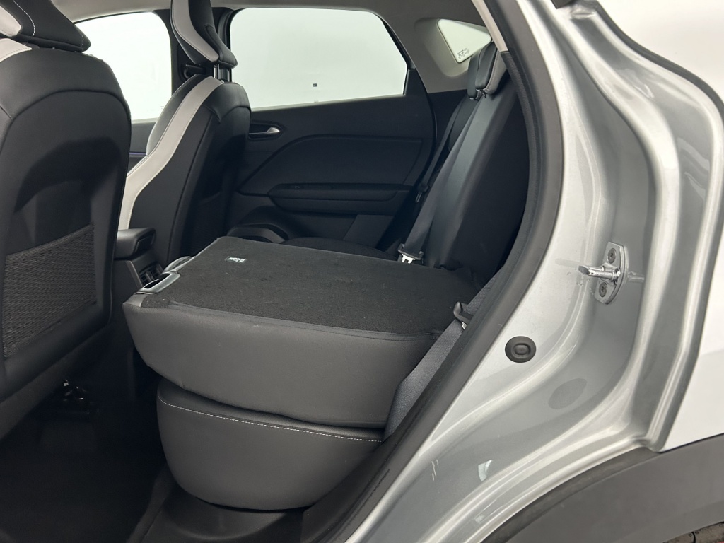 RENAULT Captur Intens E-Tech Plug-in 160 - ref: 6-2971x249757 - Photo 11