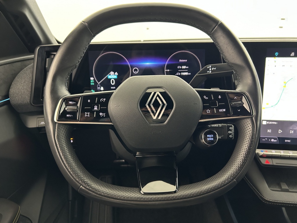 RENAULT Megane Techno 220 ch autonomie confort AC22 - ref: 6-2971x249870 - Photo 15