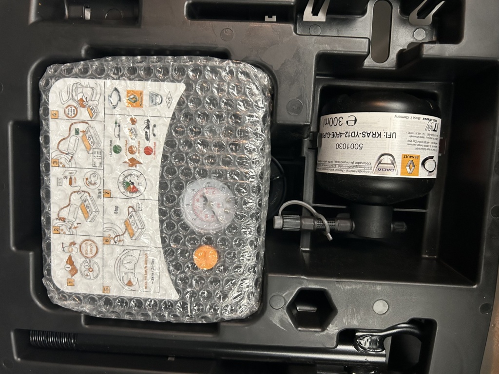 RENAULT Clio Evolution Blue dCi 100 ch GSR2 - ref: 6-2971x250192 - Photo 10