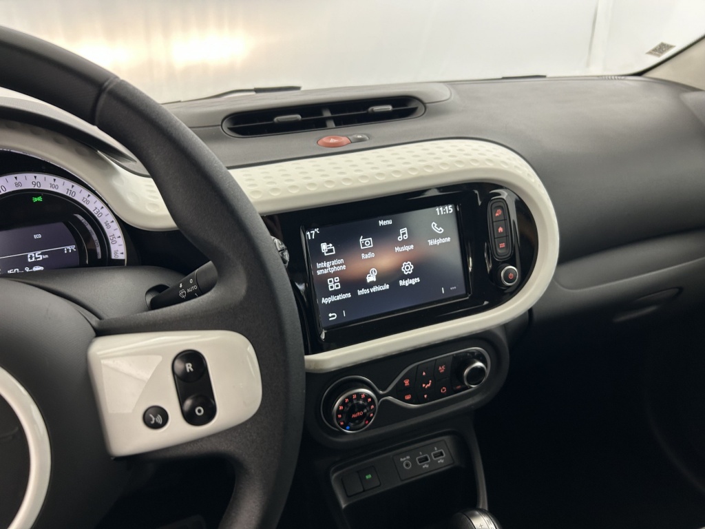 RENAULT Twingo Equilibre III E-Tech - ref: 6-2971x250254 - Photo 18