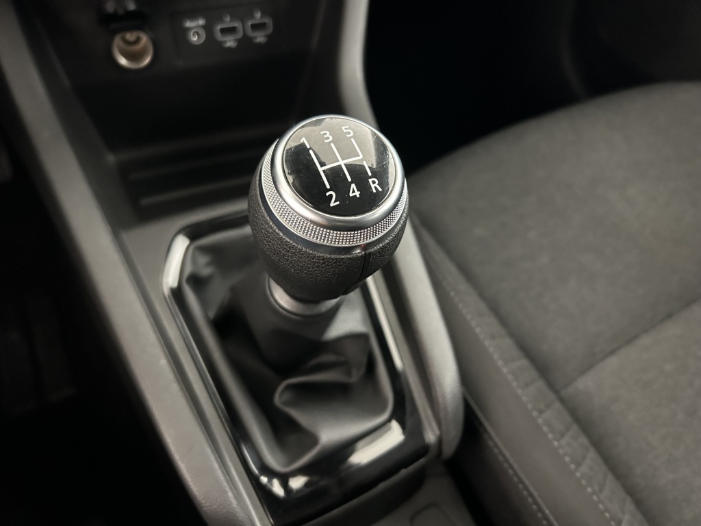 RENAULT Clio Zen SCe 65 21N - ref: 6-2971x250688 - Photo 19