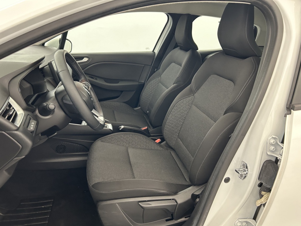 RENAULT Clio BUSINESS REVERSIBLE E-TECH 140 21 - ref: 6-2971x250922 - Photo 11