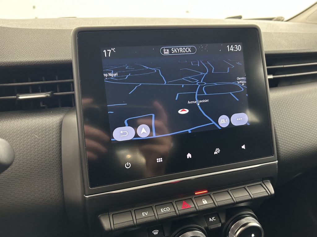 RENAULT Clio BUSINESS REVERSIBLE E-TECH 140 21 - ref: 6-2971x250922 - Photo 18