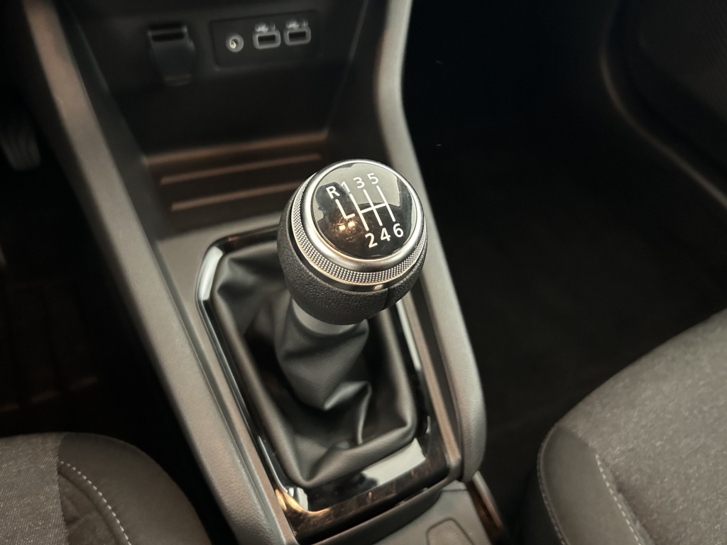 RENAULT Clio Equilibre TCe 90 - ref: 6-2971x251085 - Photo 19