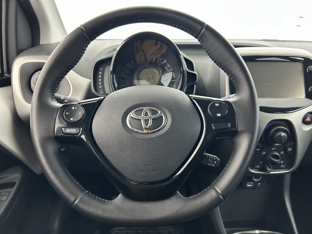 TOYOTA Aygo x-play 1.0 VVT-i - ref: 6-2971x251138 - Photo 15