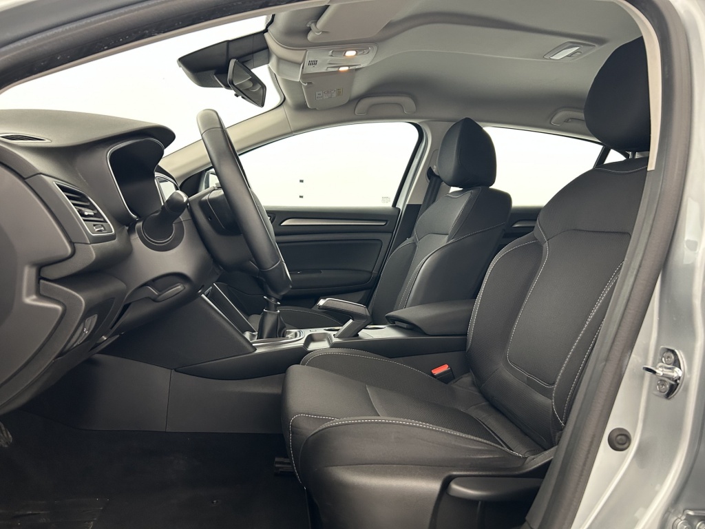 RENAULT Megane Business Blue dCi 115 21B - ref: 6-2971x251806 - Photo 12