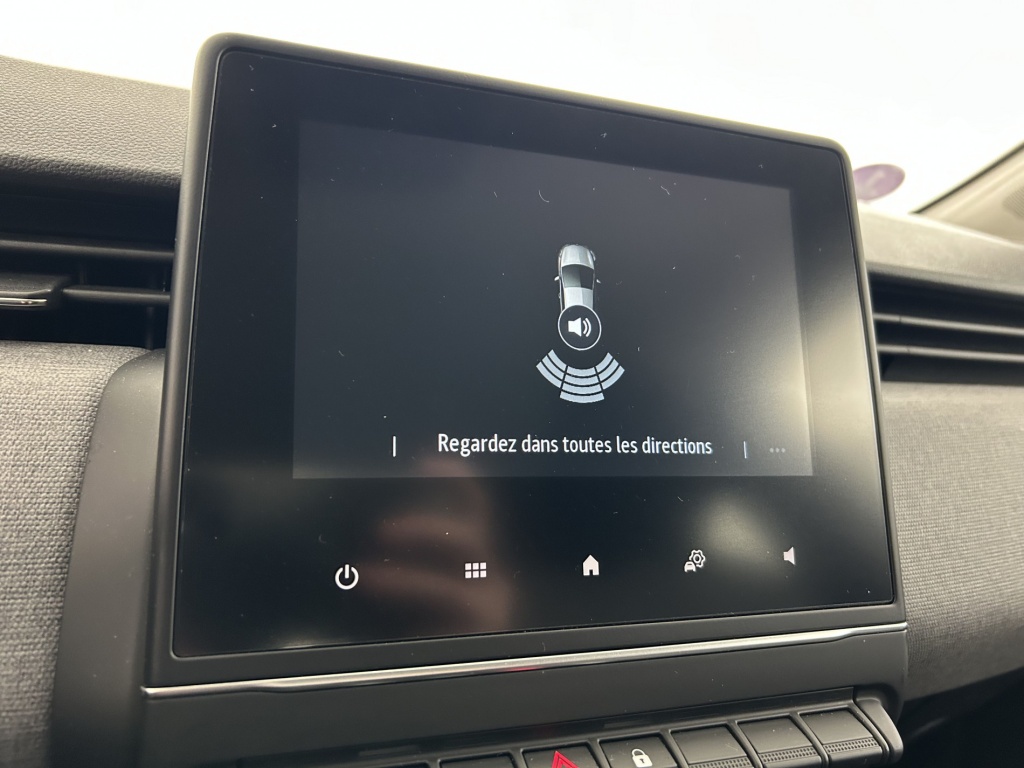 RENAULT Clio Evolution TCe 90 - ref: 6-2971x252437 - Photo 19