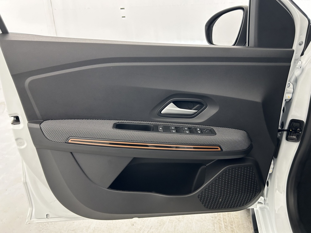 DACIA Sandero Stepway Expression ECO-G 100 - ref: 6-2971x253228 - Photo 12