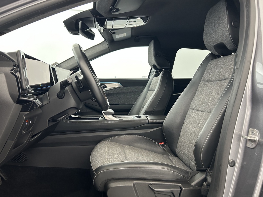 RENAULT Espace Techno E-Tech hybrid 200 - ref: 6-2971x254635 - Photo 9