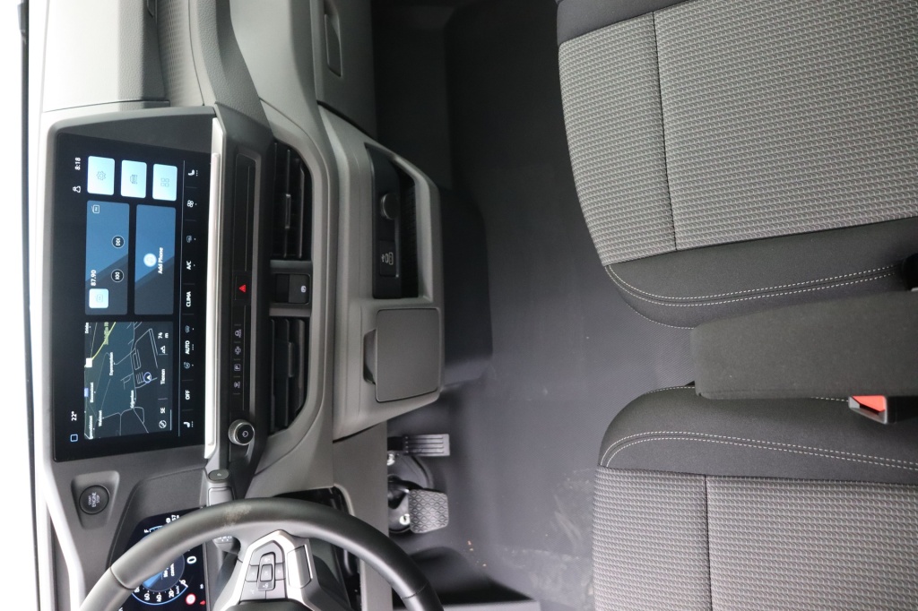 VOLKSWAGEN Transporter T7 LWB 3,1t 2.0 TDI DSG 170 hp - ref: 7-27122 - Photo 14