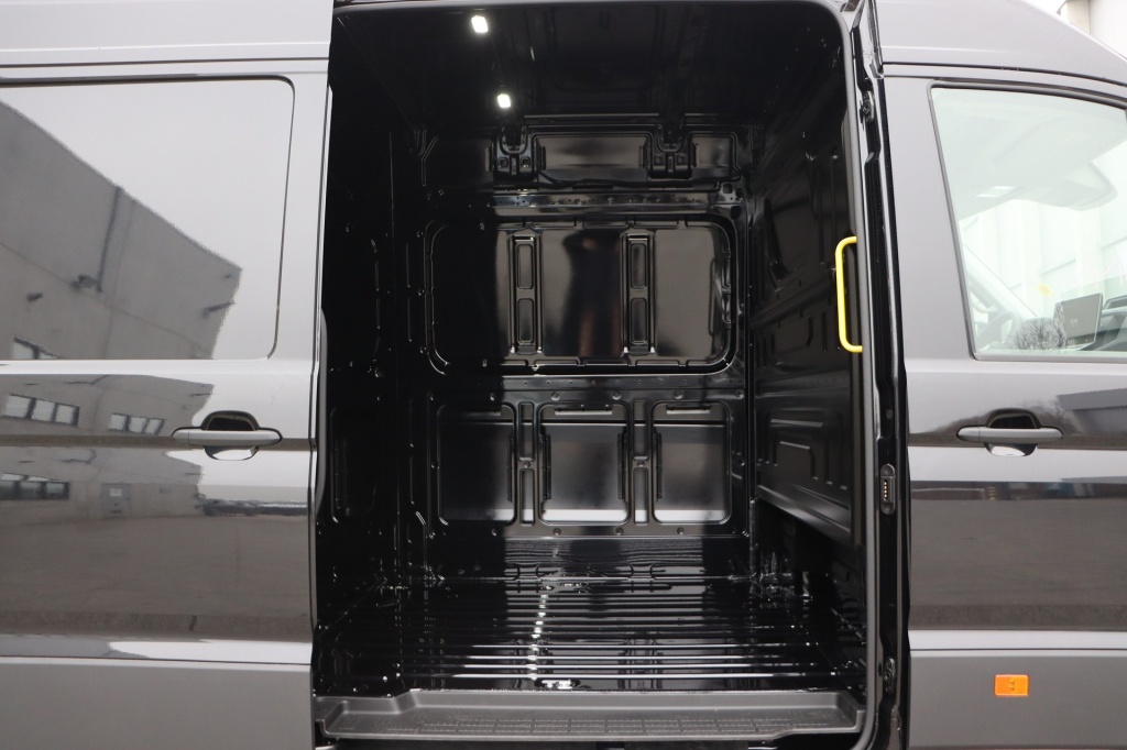 VOLKSWAGEN Crafter 35 Fourgon L5H3 4490 mm 2.0 TDI 177 hp Aut. - ref: 7-30361 - Photo 12