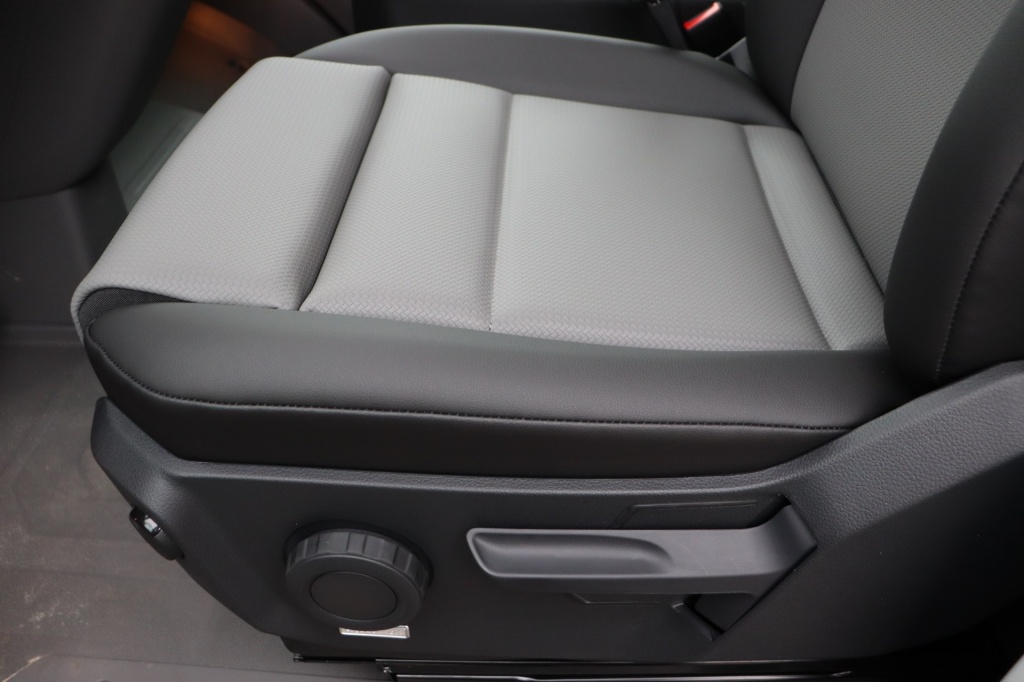 VOLKSWAGEN Crafter 35 Fourgon L4H3 4490 mm 2.0 TDI 177 hp AT8 - ref: 7-35569 - Photo 13