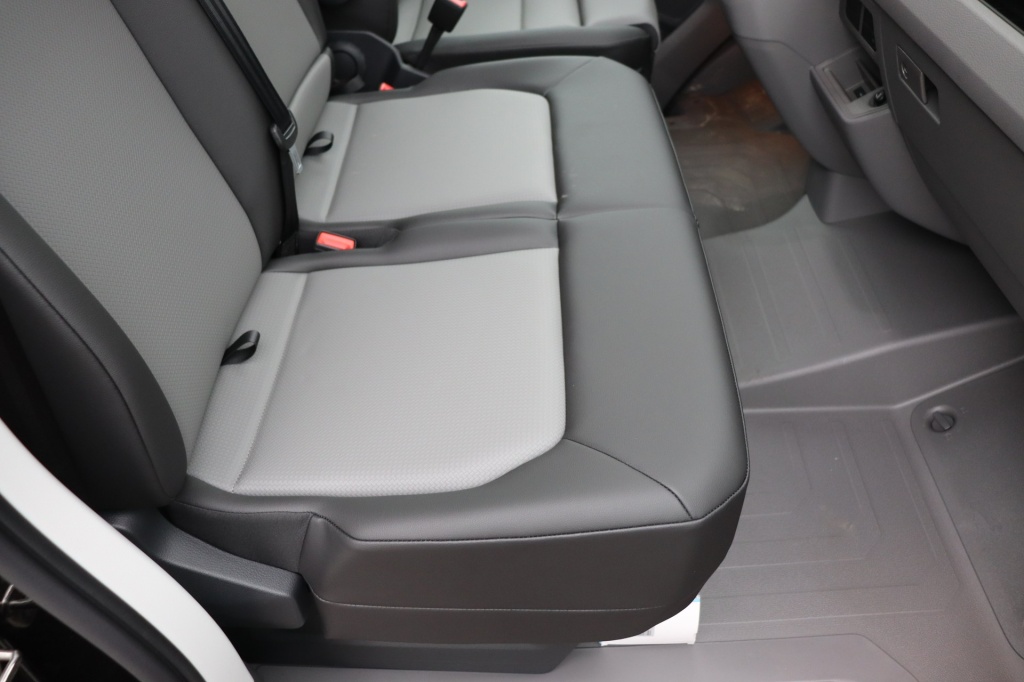 VOLKSWAGEN Crafter 35 Fourgon L4H3 4490 mm 2.0 TDI 177 hp AT8 - ref: 7-35569 - Photo 14