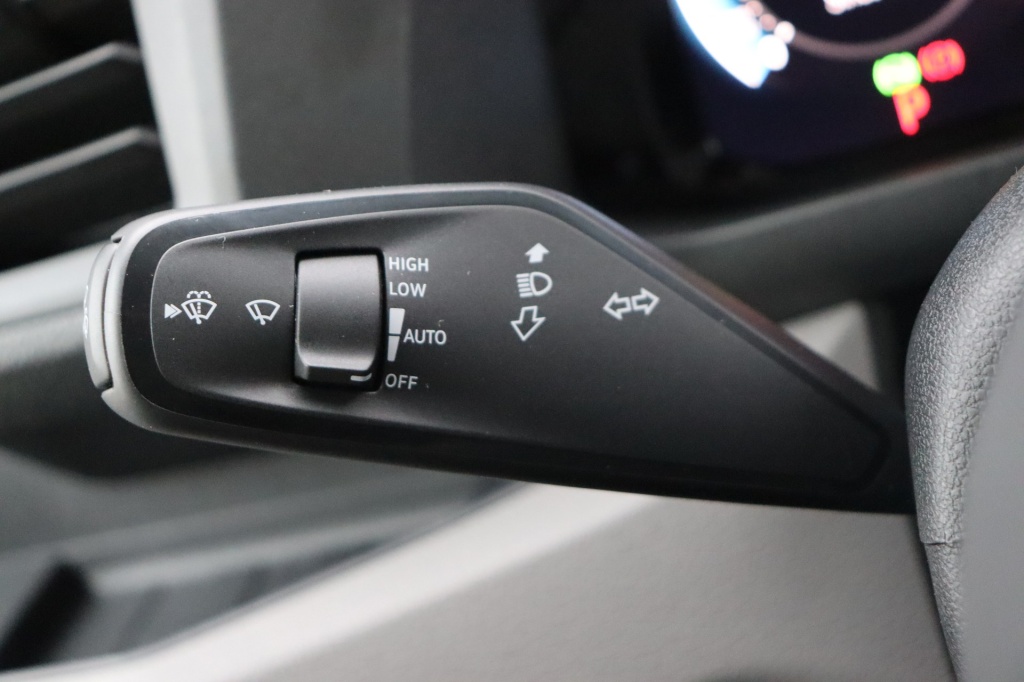 VOLKSWAGEN Crafter 35 Fourgon L4H3 4490 mm 2.0 TDI 177 hp AT8 - ref: 7-35569 - Photo 17