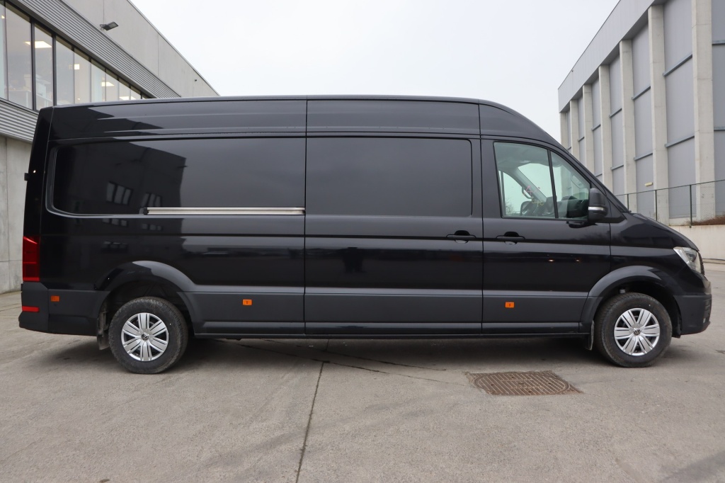 VOLKSWAGEN Crafter 35 Fourgon L4H3 4490 mm 2.0 TDI 177 hp AT8 - ref: 7-35569 - Photo 8