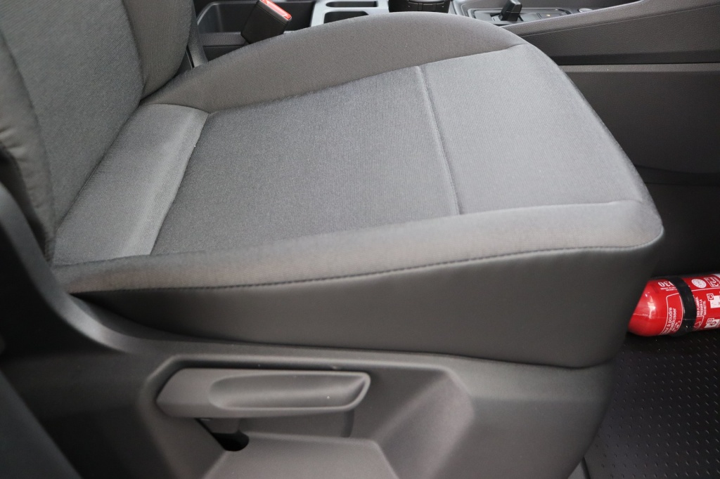 VOLKSWAGEN Caddy Cargo Maxi LWB 2.0 TDI 122 hp DSG 7 - ref: 7-37706 - Photo 18