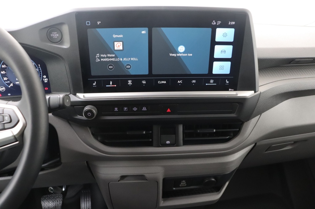 VOLKSWAGEN Transporter T7 Fourgon 3100 mm 2,0 TDI 150 hp Aut. - ref: 7-37801 - Photo 20