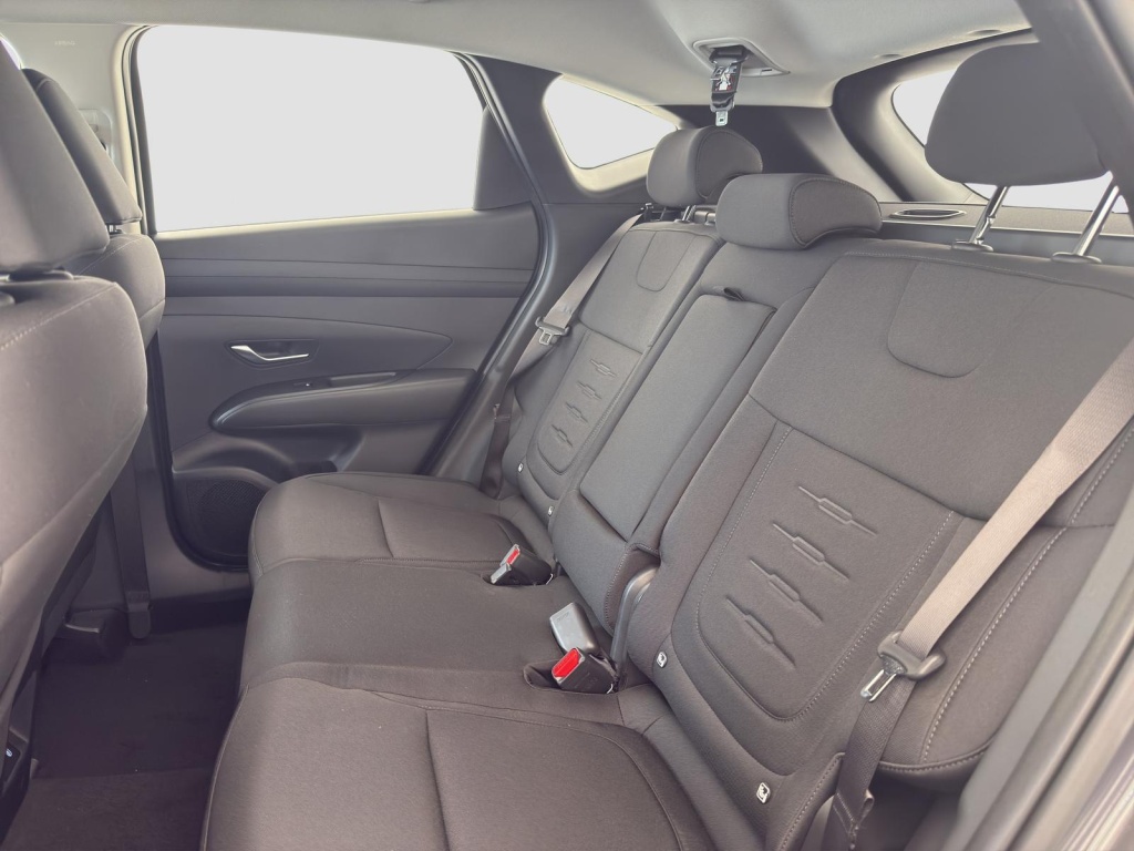 HYUNDAI Tucson Comfort 1.6 Gasoline 160hp - ref: 7-40663 - Photo 11