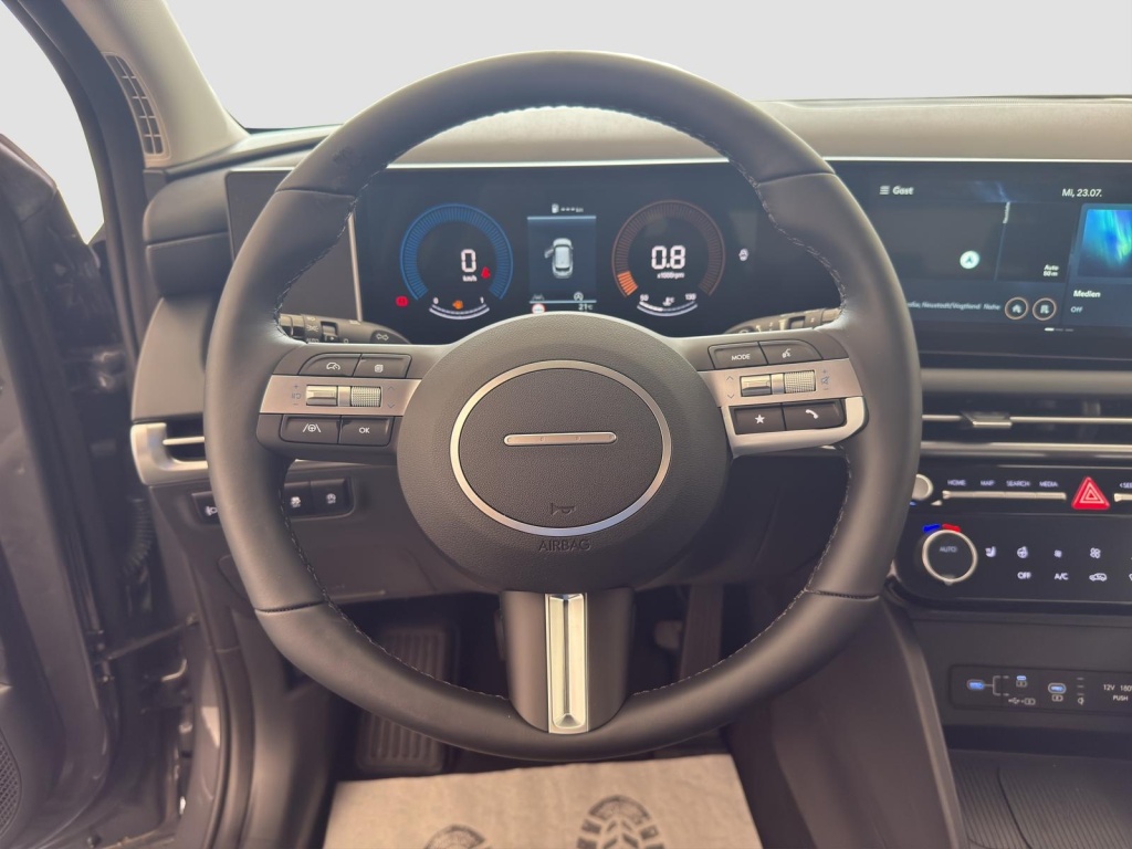 HYUNDAI Tucson Comfort 1.6 Gasoline 160hp - ref: 7-40663 - Photo 8