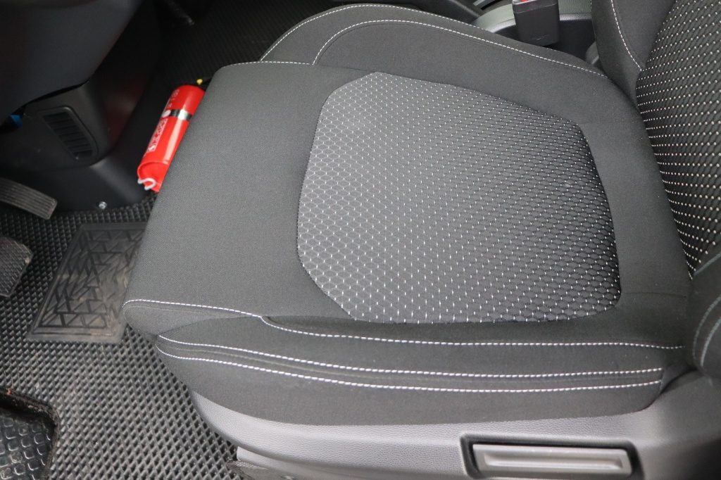 MAXUS eDeliver 3 SHORT WHEEL BASE PV 50 AT FWD - ref: 7-43018 - Photo 16