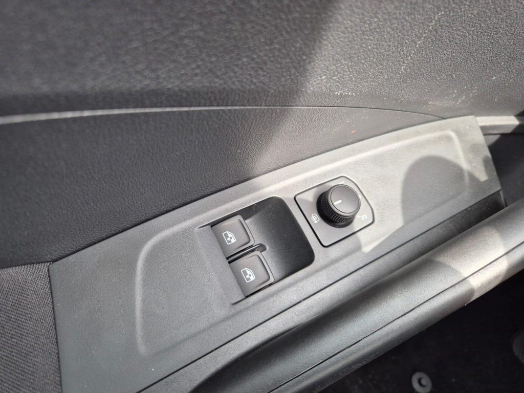 SKODA Fabia 1.0 Gasoline 116hp DSG - ref: 7-43436 - Photo 13