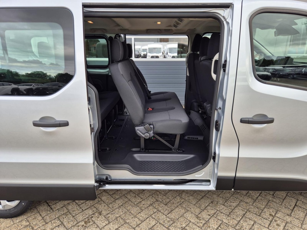 RENAULT Trafic Evolution 2.0 Diesel 150hp auto - ref: 7-43437 - Photo 10