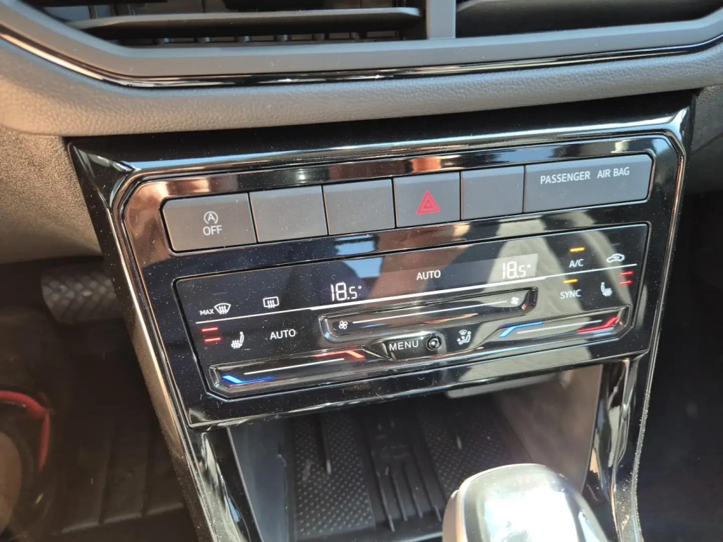 VOLKSWAGEN T-Cross 1.0 TSI - ref: 7-43491 - Photo 19