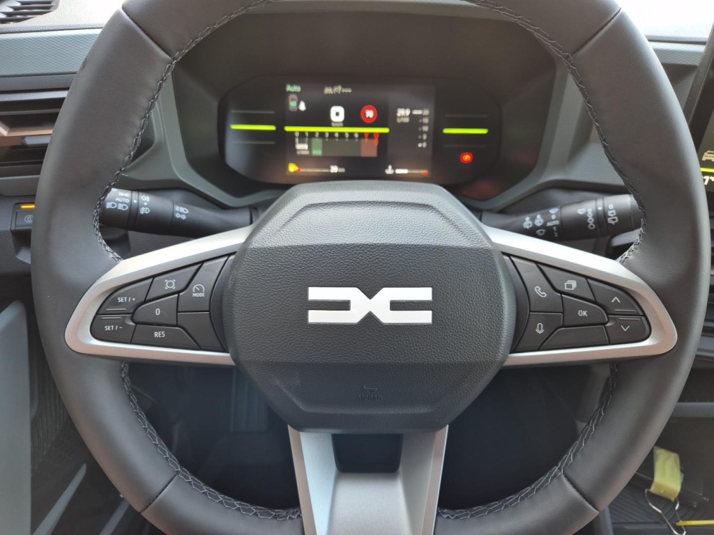 DACIA Duster 1.2 Gasoline 131hp 4x4 - ref: 7-43495 - Photo 15