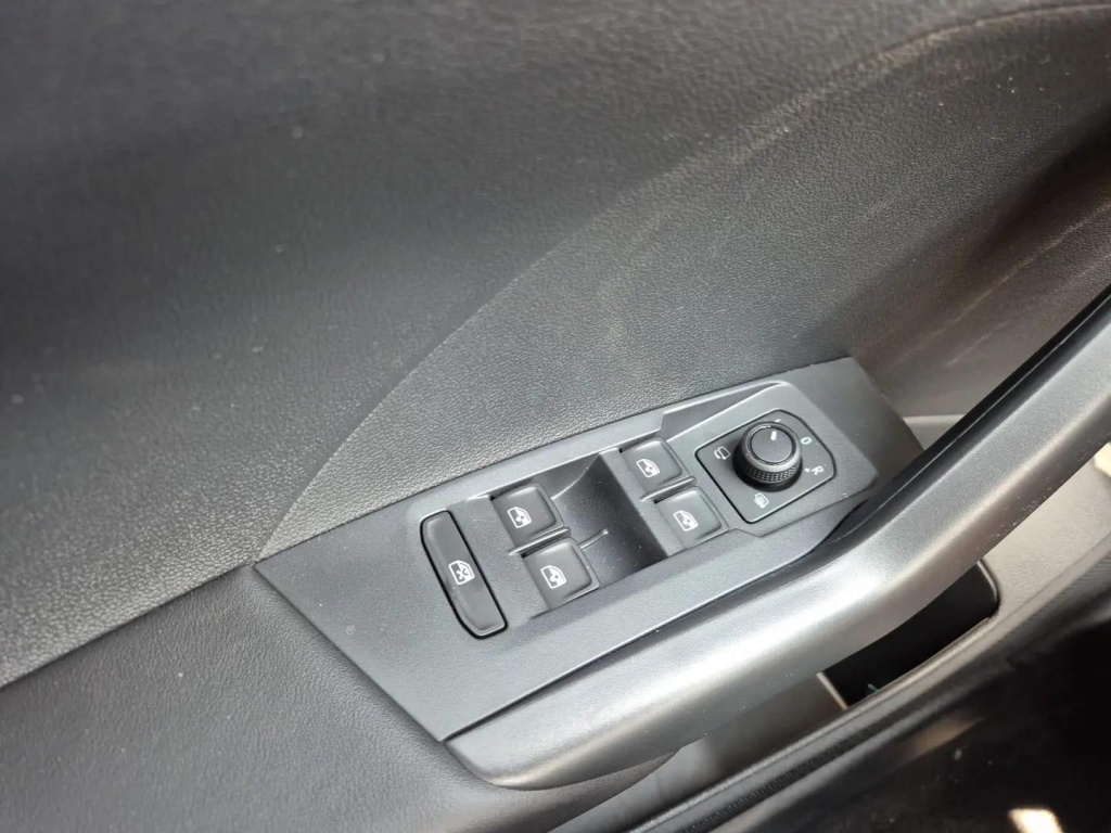 VOLKSWAGEN T-Cross 1.0 TSI - ref: 7-43499 - Photo 13