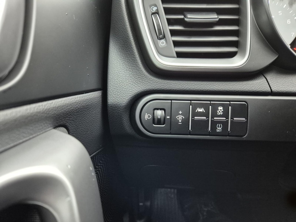 KIA Ceed Vision 1.5 Gasoline 140hp - ref: 7-43503 - Photo 11