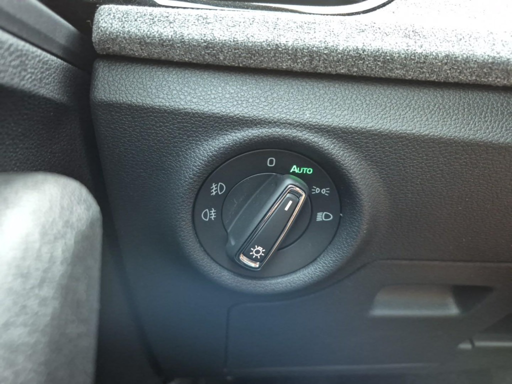 SKODA Kamiq 1.0 Gasoline 116hp DSG - ref: 7-43505 - Photo 14