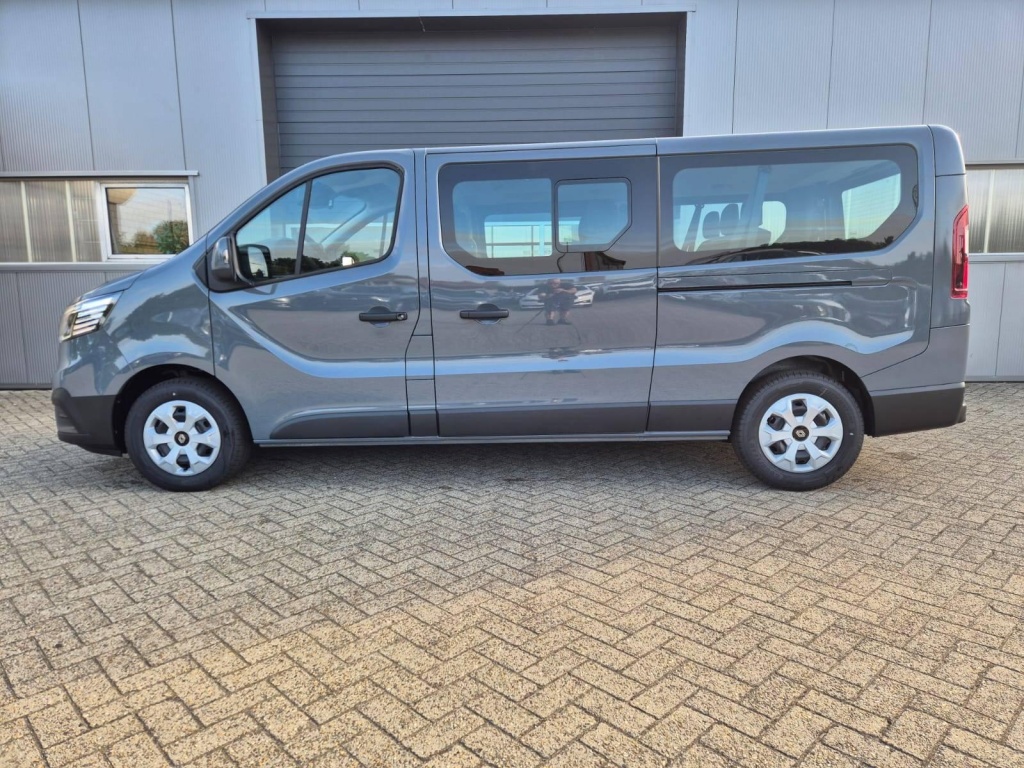 RENAULT Trafic Evolution 2.0 Diesel 150hp auto - ref: 7-43512 - Photo 2