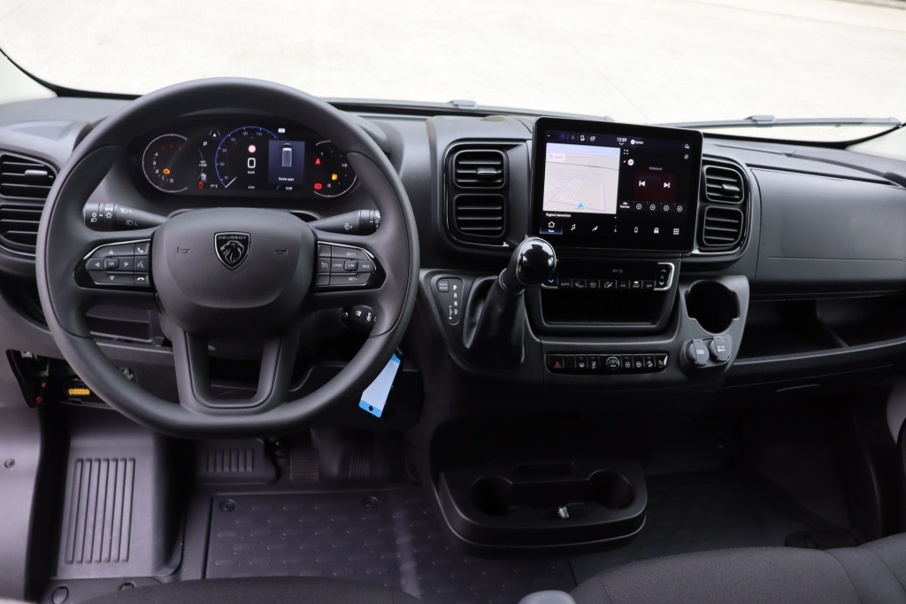 PEUGEOT Boxer 435 L3H2 2.2 BlueHDi 180 S&S EAT8 - ref: 7-43703 - Photo 9